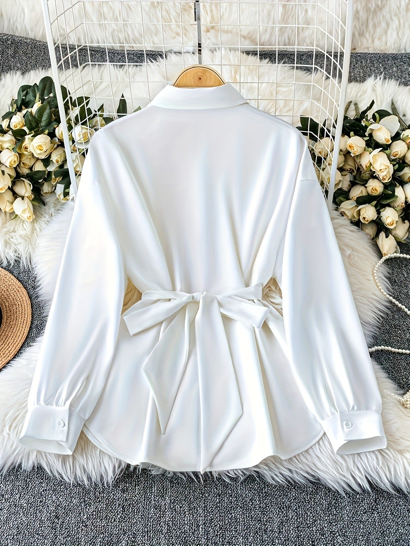 Durand Lyon | blouse à manches bouffantes et ceinture