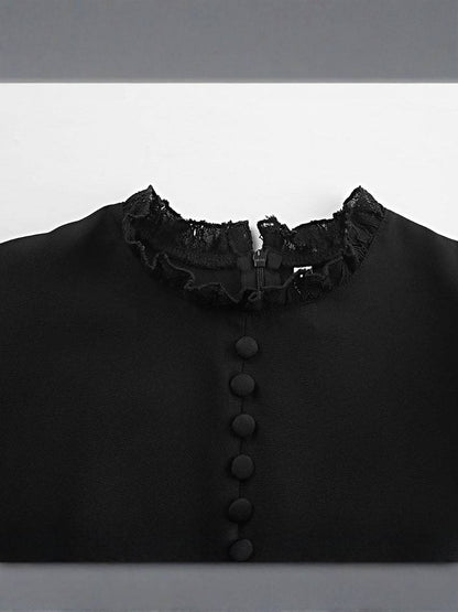 Spica | Robe noire courte à col rond