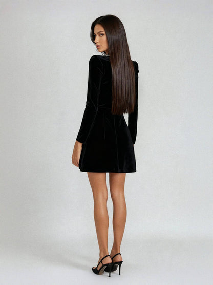 NORA | Robe Cristal l’éclat des fêtes dans un esprit parisien